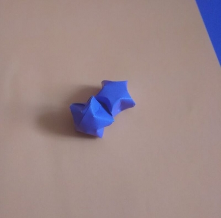 Оригами-клуб. Мастер-класс по оригами «Звеёздочки»